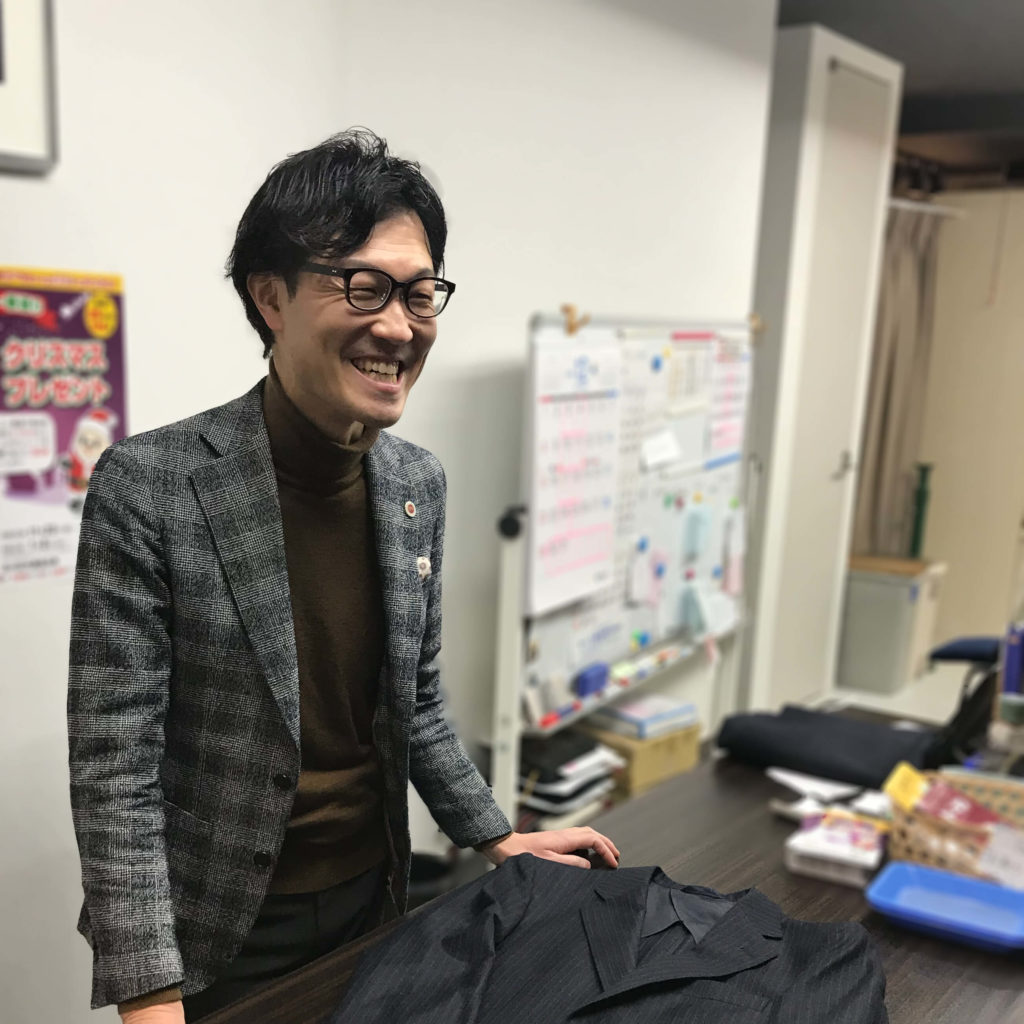 店長:鴫原さんの写真